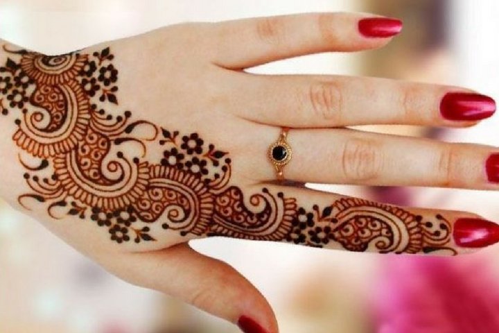 One line Mehendi