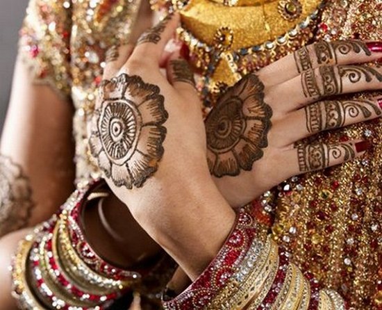circle mehndhi desings