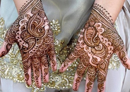 Arabic-Mehndi-Designs-Catalog-Best-Mehndi-Designs-2013-2014 7