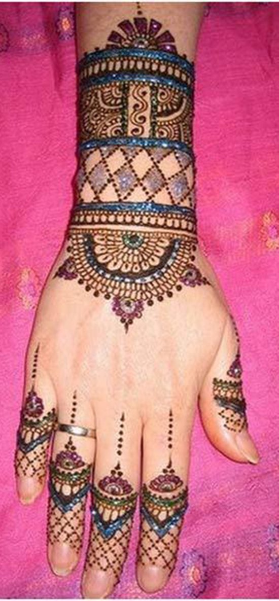 Colorful Bangle Mehndi Design