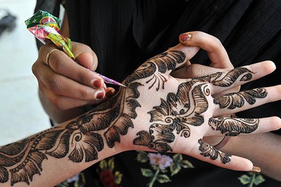 Dubai Floral Mehndi Pattern