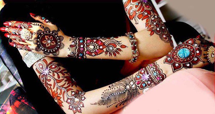 EST BLACK MEHNDI DESIGN
