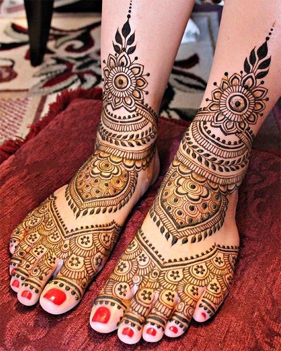 Latest Indian Bridal Mehandi Design