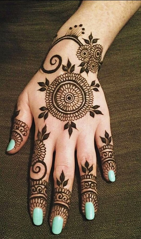 Mughal Floral Mehndi Design