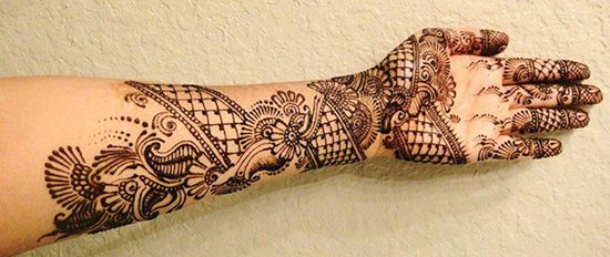 Round Shape Bangle Mehndi Design