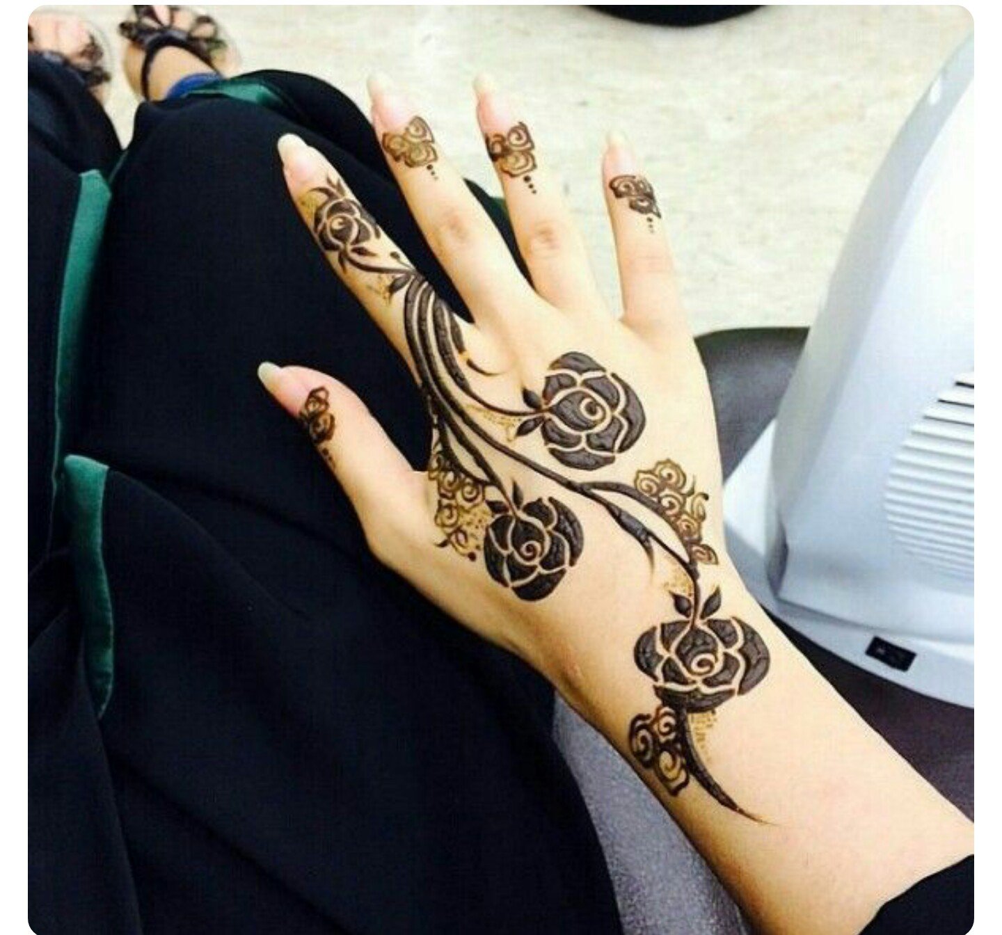 Traditional Bracelet Mehandi