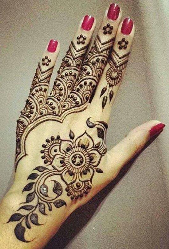 Trendy Mehndi Design