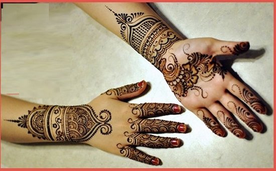 Wrist Length Mehndi Design For Engagement