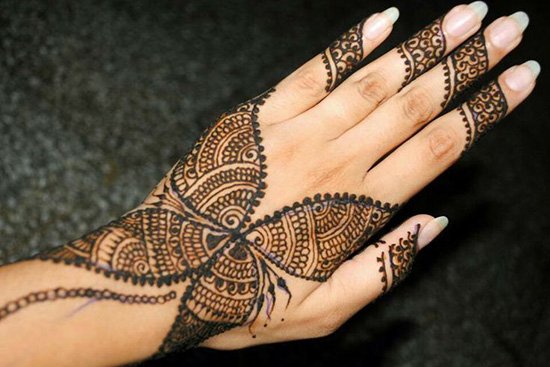 Zigzag Mehndi Design