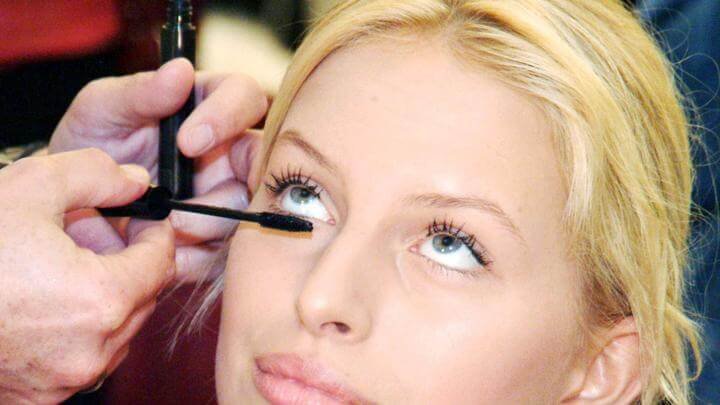 mascara