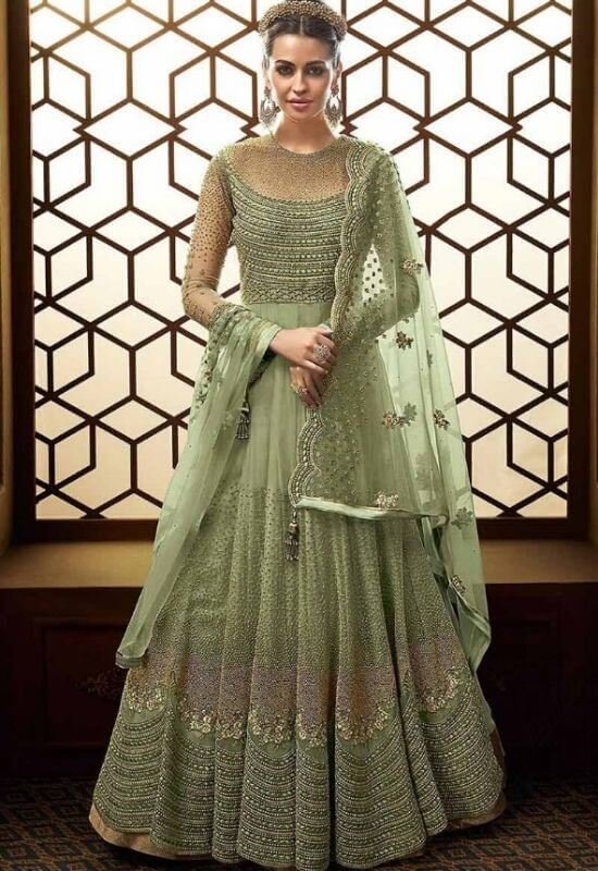 indian-traditional-wear-for-ladies