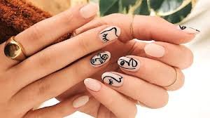 Almond and Oval Nails