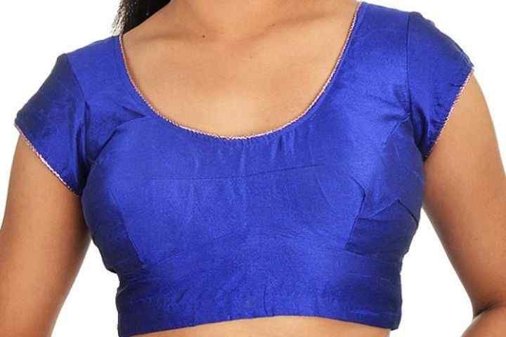 Just the Right Fit in Saree Blouse: A Guide to the Right One