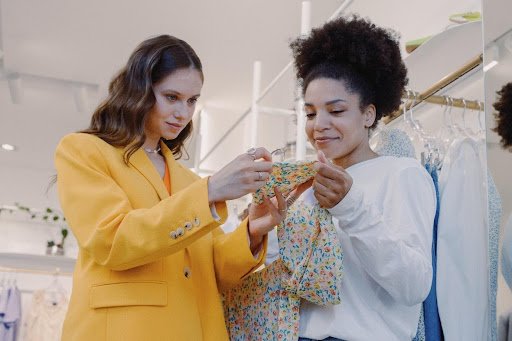 5 Money-Saving Tips When Buying A Prom Dress.
