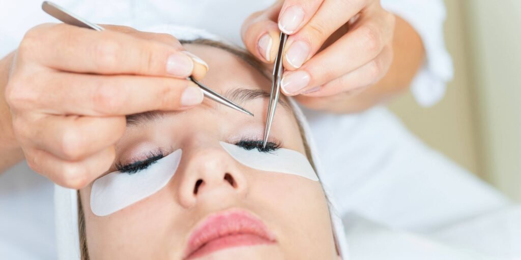 Lash Technician