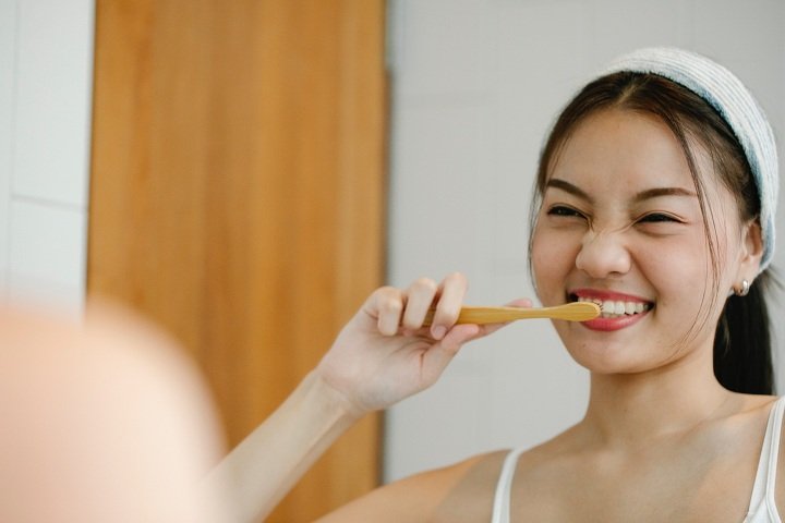 Whitening your teeth