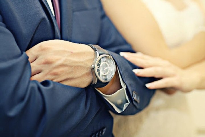 couple watches
