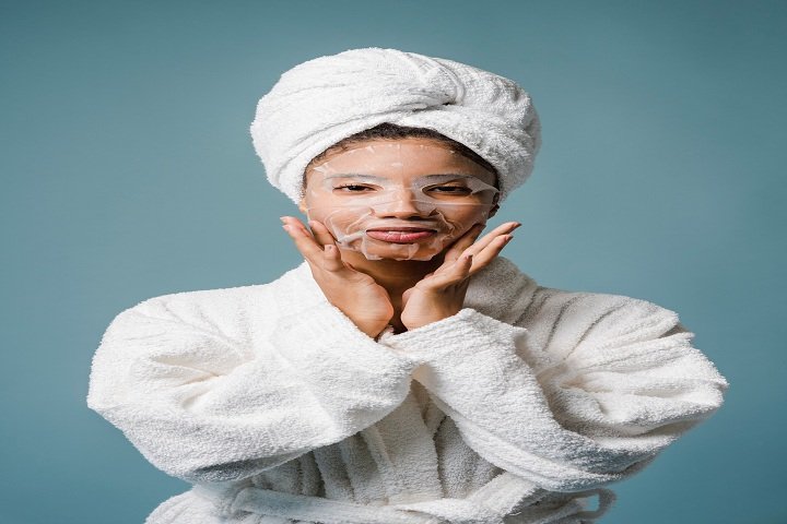 A Facial Mask