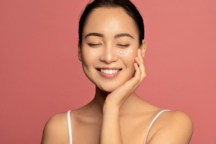 The Best Eye Cream for Dark Circles Available in India